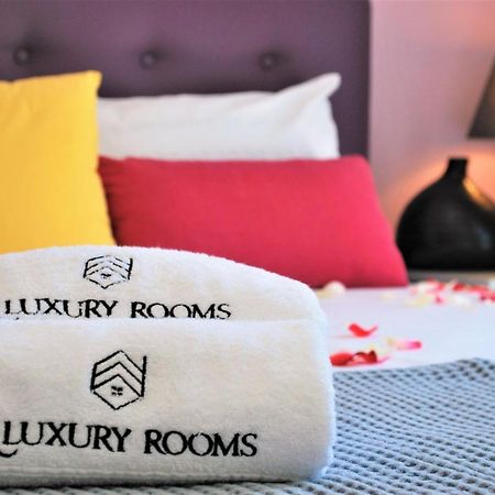 Q Luxury Rooms Paleros Exteriör bild