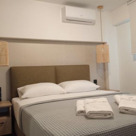 Q Luxury Rooms Paleros Exteriör bild
