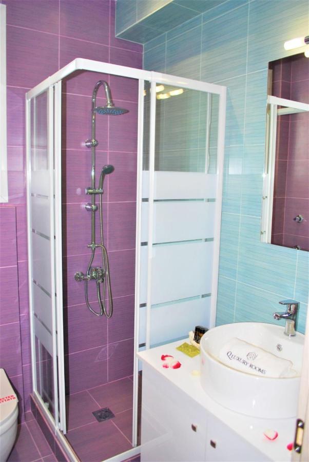 Q Luxury Rooms Paleros Exteriör bild