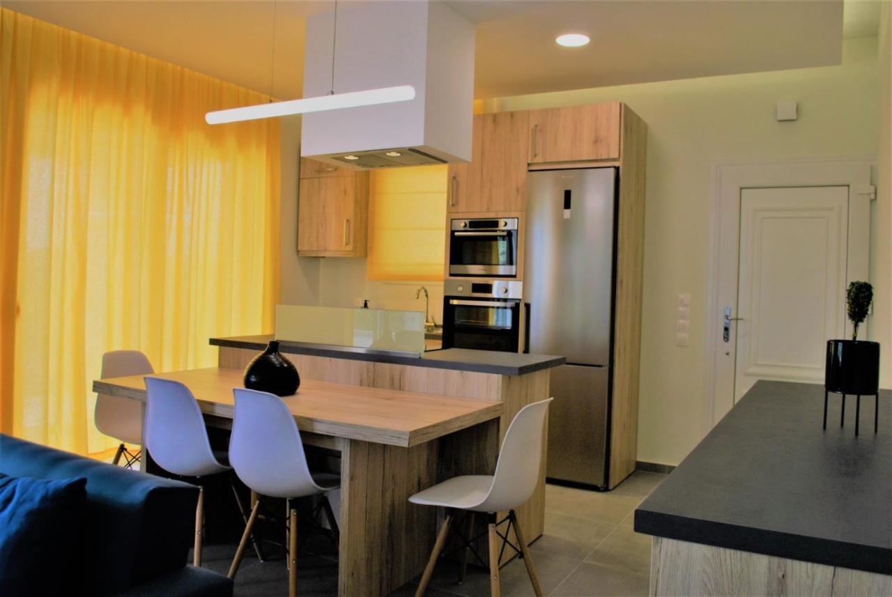 Q Luxury Rooms Paleros Exteriör bild