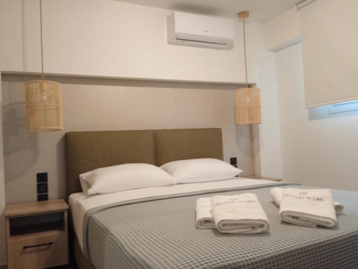 Q Luxury Rooms Paleros Exteriör bild