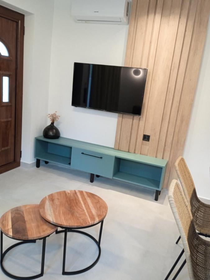 Q Luxury Rooms Paleros Exteriör bild